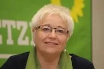 Bild: Grünen-Politikerin Sigrid Beer Schirmherrin bei "Schule mit Courage"