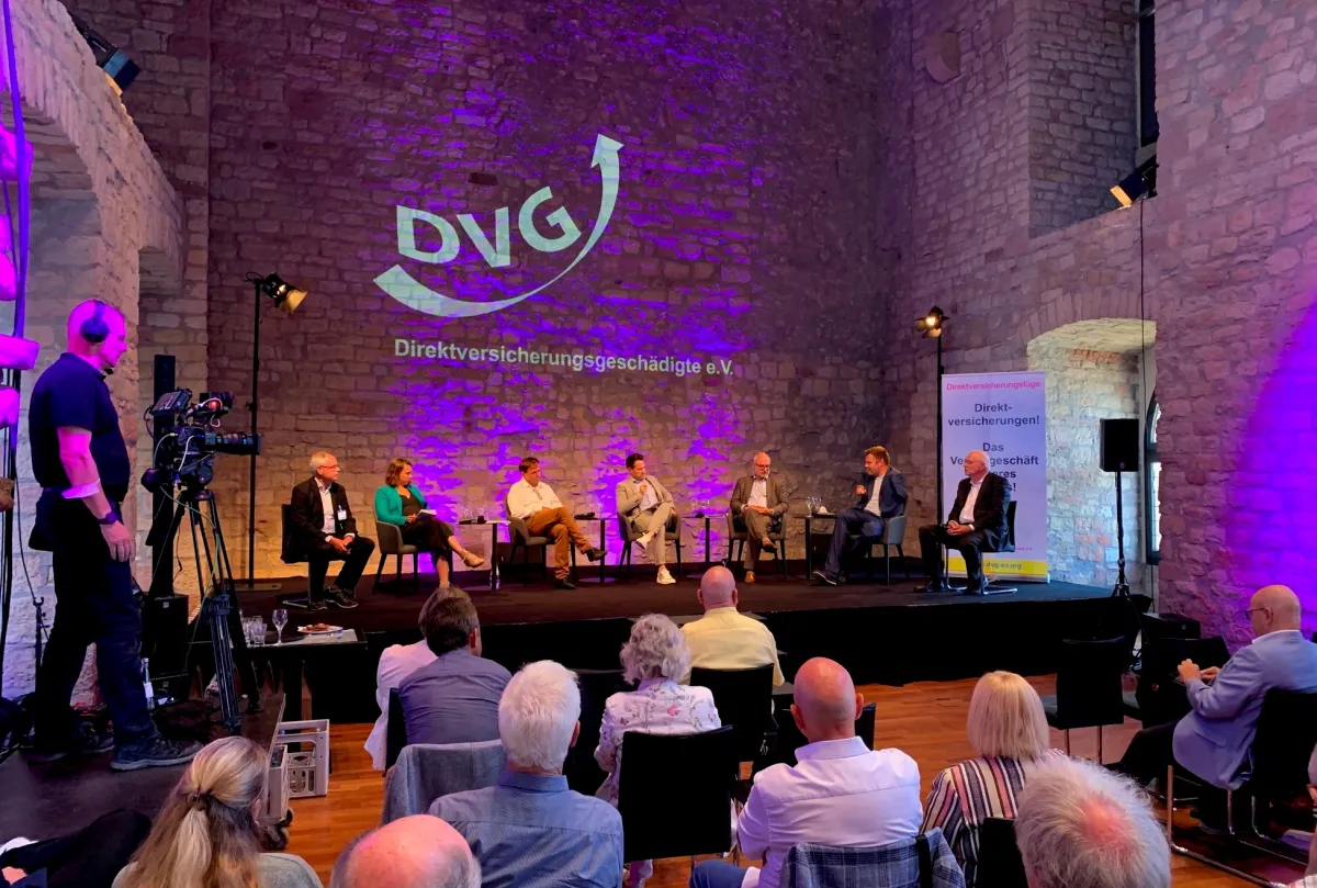 Kontrovers in der Diskussion um eine nötige Gesamt-Rentenreform beim DVG-Symposium. (© Foto: DVG – Claus Wulff/Thomas Kießling)