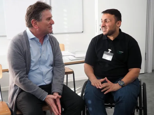 Minister Manne Lucha informiert sich über gefoerdertes Projekt Bild: Minister Manne Lucha informiert sich über gefoerdertes Projekt