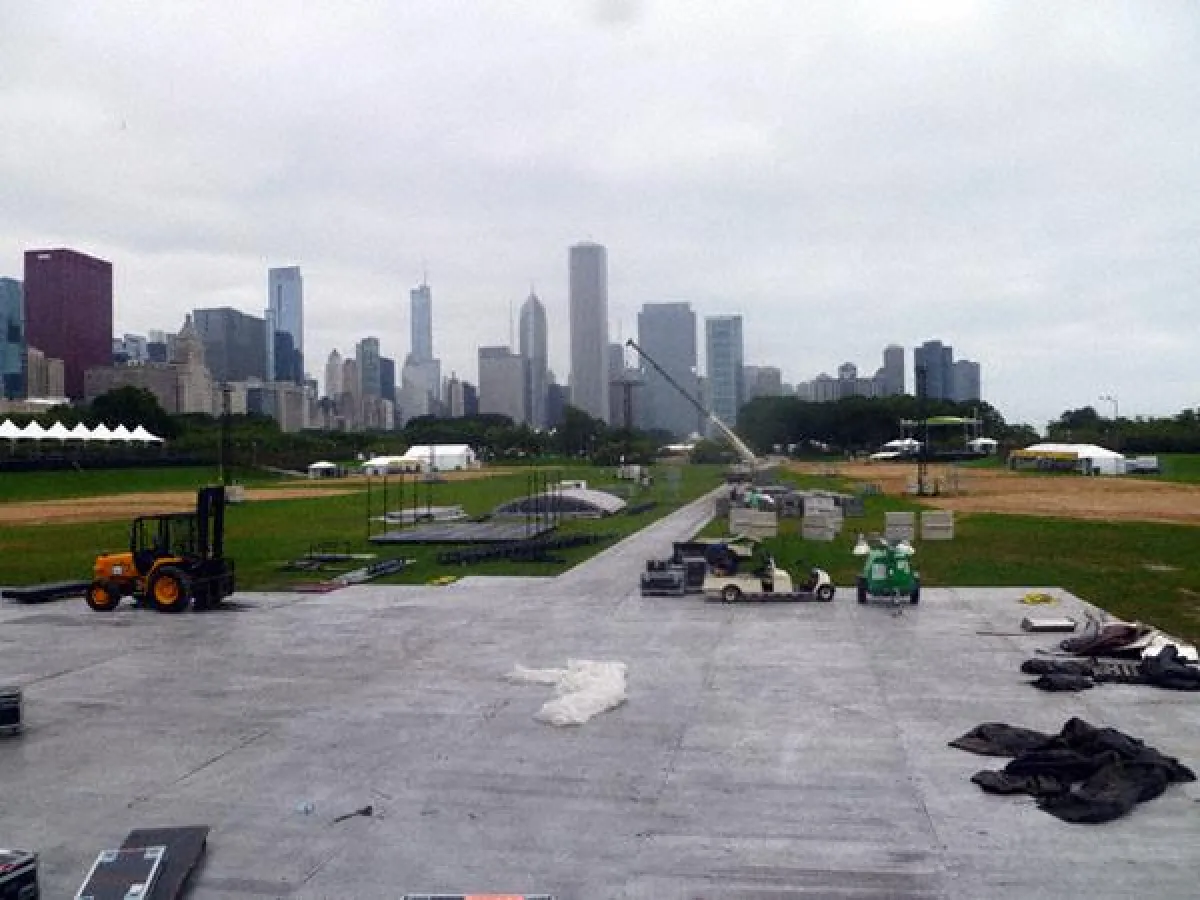 eps: Arena Panels for Lollapalooza´s 20th Anniversary