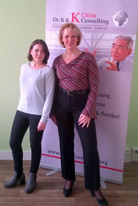 v.l. Cher Jobs und Dr. Diana Kisro-Warnecke