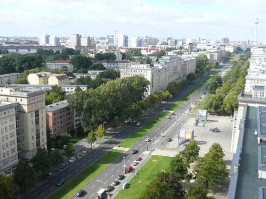 Bild: Aufstand in Friedrichshain: Auf den Spuren des 17. Juni 1953 – stadt im ohr verlost Hörspiel zum Mitlaufen