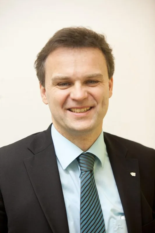 Dirk Niedoba