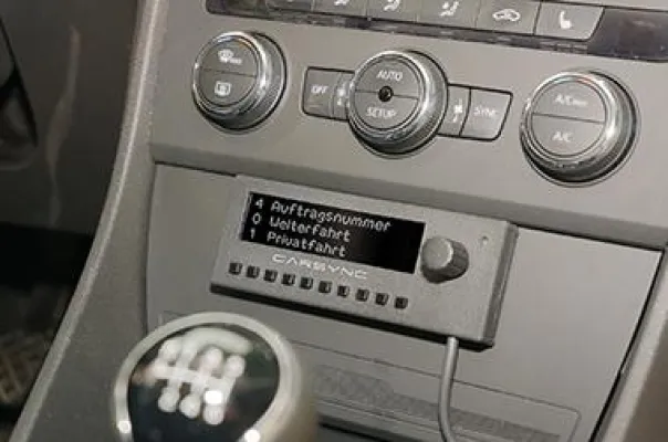 Bild: CARSYNC Elektronisches Fahrtenbuch: Neue Hardware für mehr Sicherheit beim Finanzamt