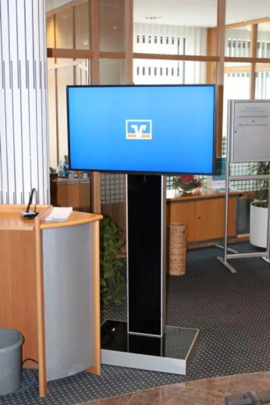 Beispielhafter „DialogPunkt“ im Filialbereich der Volksbank Helmstedt