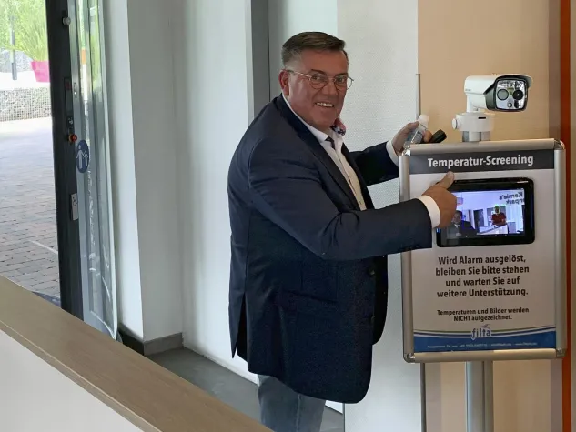 Bild: Hotel im Wunderland Kalkar ergänzt Corona-Schutzmaßnahmen um Fieber-Screening mit dem ThermoGuard von FiltaFry