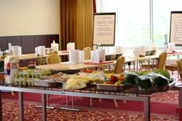 Bild: Heidelberg Marriott Hotel unterstützt "manna" Projekt