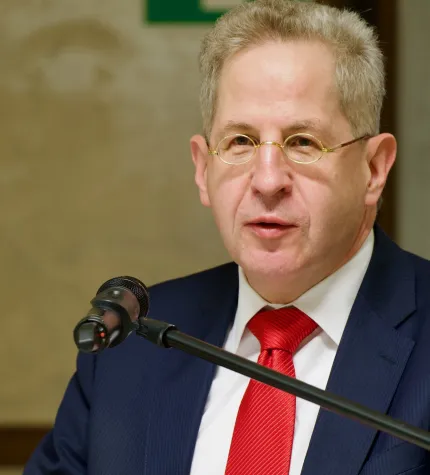 Maaßen: "Die Ampel-Regierung zerstört die Meinungsfreiheit" Bild: Maaßen: "Die Ampel-Regierung zerstört die Meinungsfreiheit"