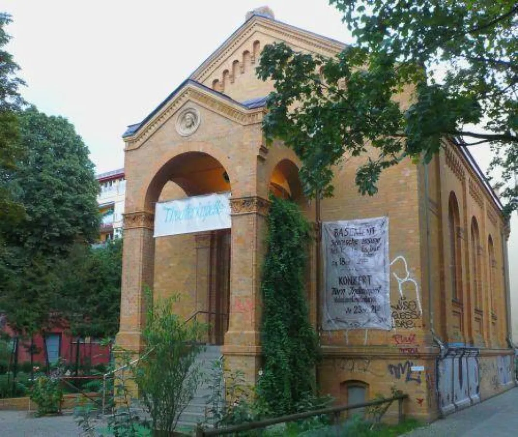 Theaterkapelle in Berlin-Friedrichshain - stadt im ohr