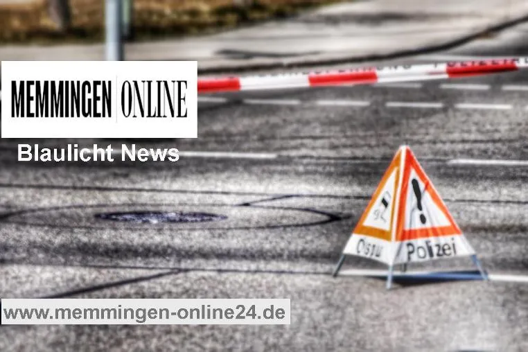 Bild: A7: Autofahrer unter Sattelzug eingeklemmt