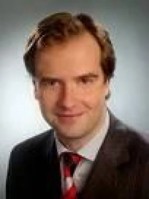 RA Tobias Voigt