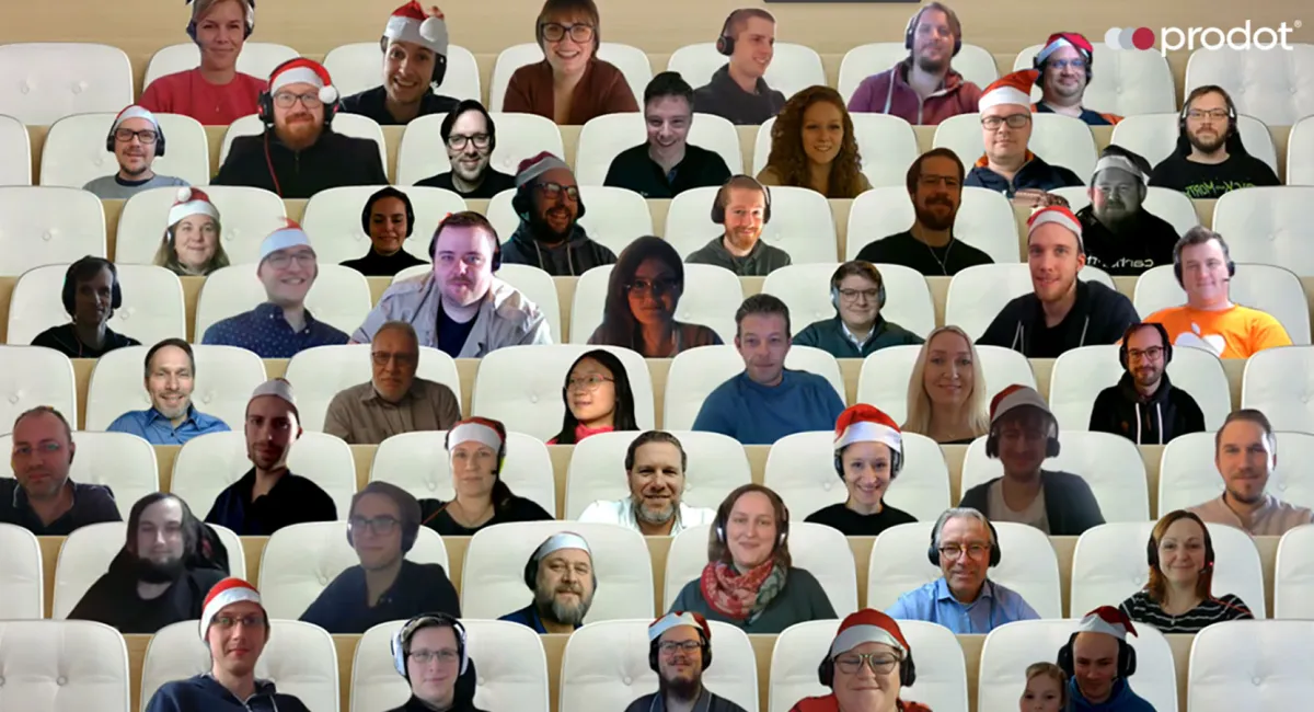 Das Team der prodot GmbH bei ihrer digitalen Weihnachtsfeier im virtuellen Konferenzraum.
