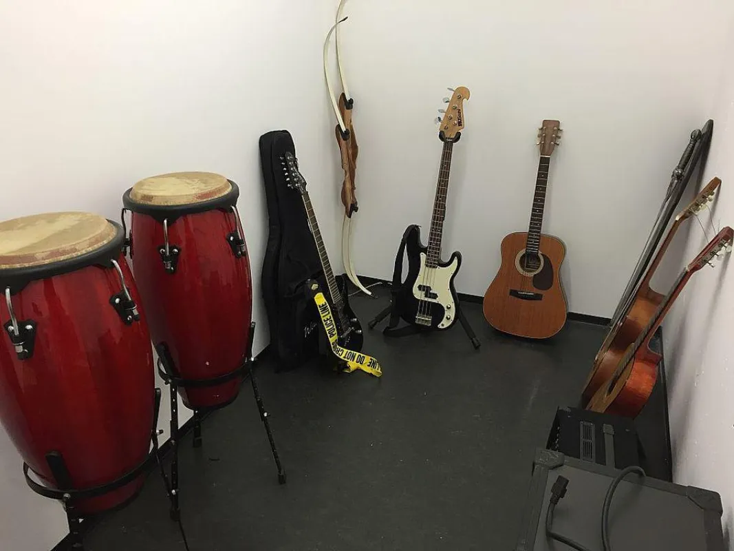 Verschiedene Musikinstrumente