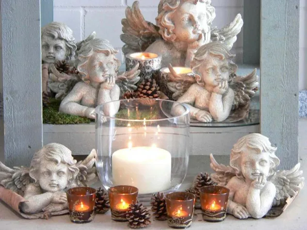 Bild: Kerzen zum Schutzengeltag am 2. Oktober