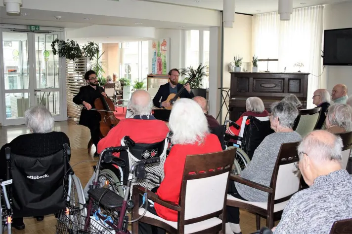 Seniorenausflug nach Südamerika Bild: Seniorenausflug nach Südamerika