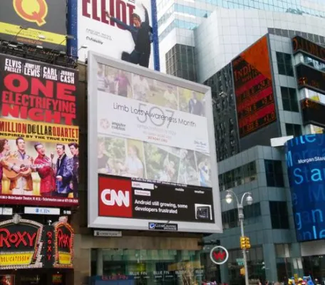 Bild: Mobilität am Times Square – Otto Bock unterstützt Kampagne zur Bewusstseinsförderung über Gliedmaßenverlust