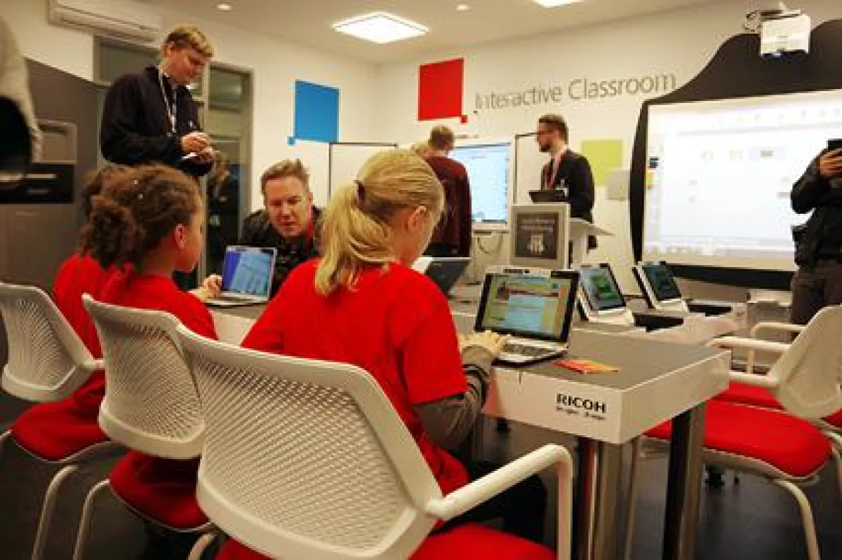 Der Interactive Classroom von Ricoh und Acer zeigt die Möglichkeiten eines modernen Schulunterrichts