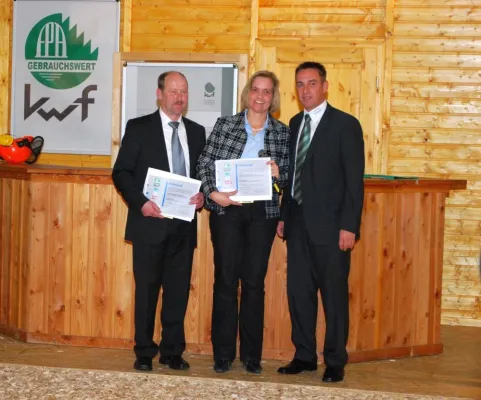 Bild: Forsttechnik für den bäuerlichen Waldbesitz auf der Agritechnica mit FPA-Prüfzeichen des KWF