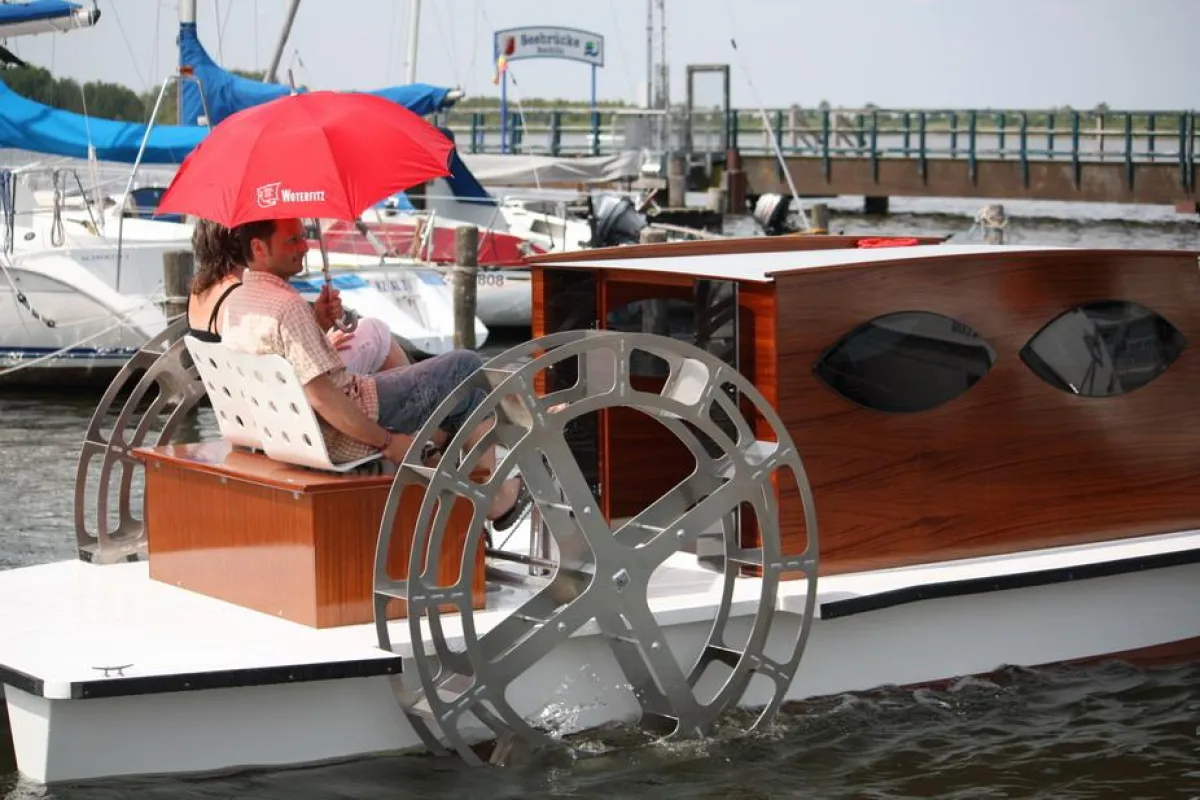 Probefahrt mit Tretboot