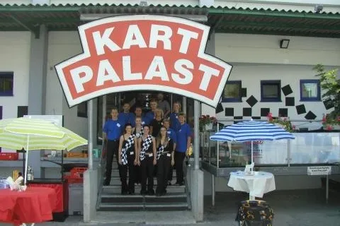 Rennen im Kartpalast Bild: Rennen im Kartpalast