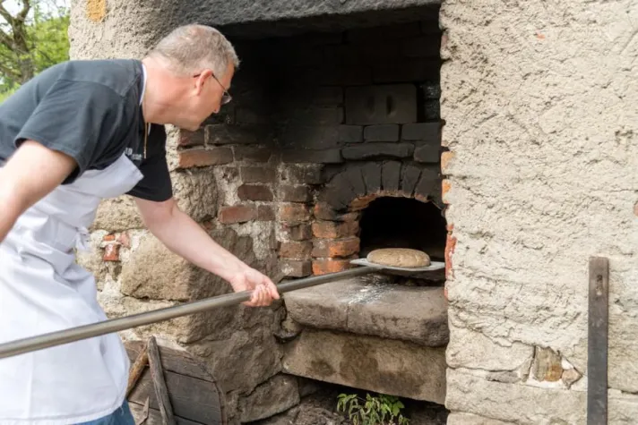 Bild: Sauerteigbrot selbst backen: Geschmackvolle und qualitative Tradition des Brotbackens lebt auf