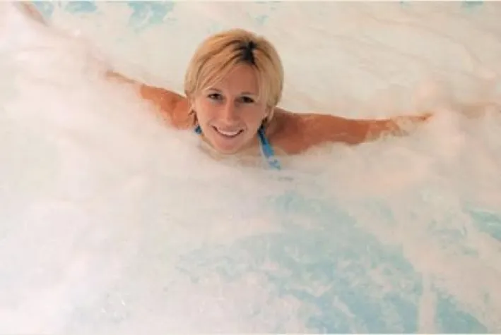 „Richtig Solebaden“ in der VitaSol Therme Bild: „Richtig Solebaden“ in der VitaSol Therme