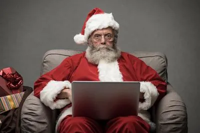 Bild: Motto-Tage in der Adventszeit: Vom Schuhkarton bis zum Orgasmus