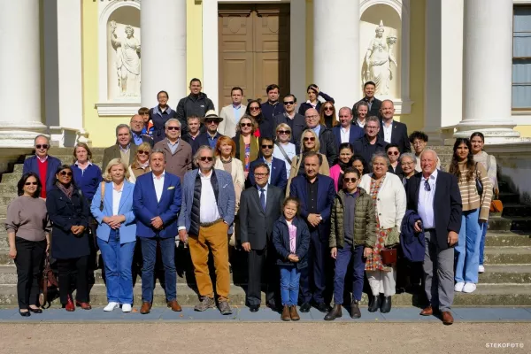 Bild: Aus aller Welt zu Gast im UNESCO-Welterbe „Gartenreich Dessau-Wörlitz“