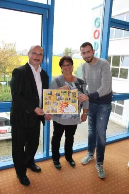 Bild: Spende für die Elterninitiative für krebskranke Kinder