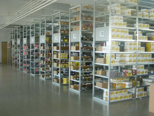 Bild: Ersatzteilbeschaffung und Markenvielfalt – eine Herausforderung für den Zweiradhändler!