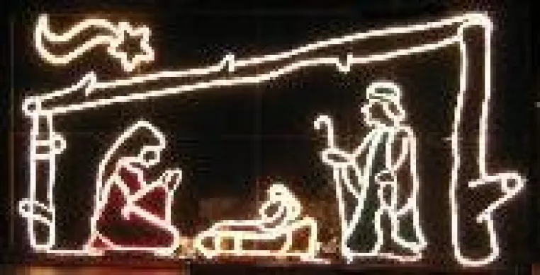 Weihnachtliche Lichterparade im Freizeitpark Rasti-Land Bild: Weihnachtliche Lichterparade im Freizeitpark Rasti-Land