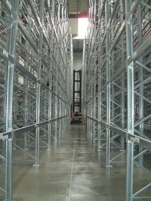 Mit einer Verschlankung im Materialfluss aus der Krise Bild: Mit einer Verschlankung im Materialfluss aus der Krise