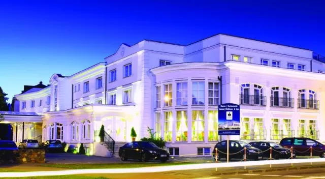 Bild: Weihnachten und Silvester in Polen: 4-Sterne-Wellnesshotel Lubicz bietet stimmungsvolle Feiertage und Wellness