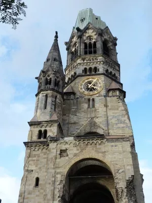 Bild: Kölns Oberbürgermeisterin Reker befürwortet bundesweite Gedenkminute für Terroropfer von Berlin am 19.1.2017