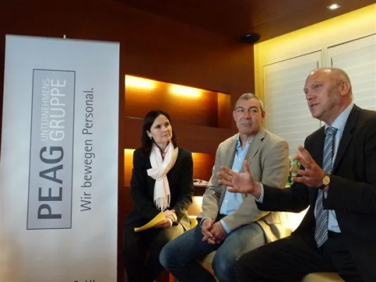 Bild: PEAG PERSONALDEBATTE zum FRÜHSTÜCK am 30. Mai 2012 "Gebraucht und doch ohne Chance? Ältere am Arbeitsmarkt"