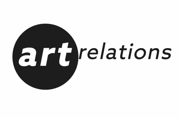 Bild: artrelations Galerie in Mitte wird zum Gastgeber für Kunst und Wein