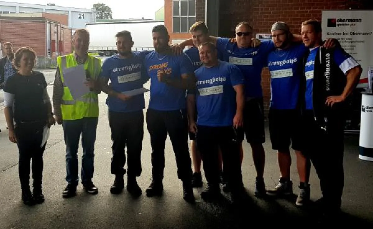 Das Gewinner-Team „Strong Boys“ mit Heiko Andreas Helmke und Claudia Hellmann. Quelle: Obermann