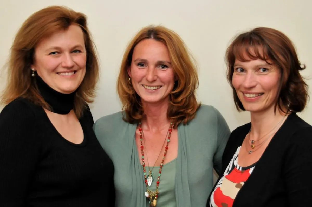 Kirsten Raithel, Andrea Präuner, Anita Huber (v.l.), Vorstand von Network Women Grünwald e.V.