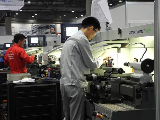 Bild: Deutscher Vize-Weltmeister auf WEILER Praktikant VCD bei Berufe-WM „WorldSkills Leipzig 2013“