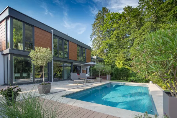 Bild: Jetzt Gartenpool planen 