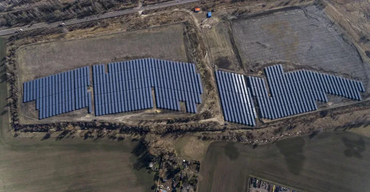 Bild: Industriebrache trägt zur Energiewende bei - Deponie liefert nachhaltige Energie