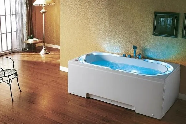 Neue Dampfduschen und Whirlpool Badewannen für Zuhause von Atesia Bild: Neue Dampfduschen und Whirlpool Badewannen für Zuhause von Atesia