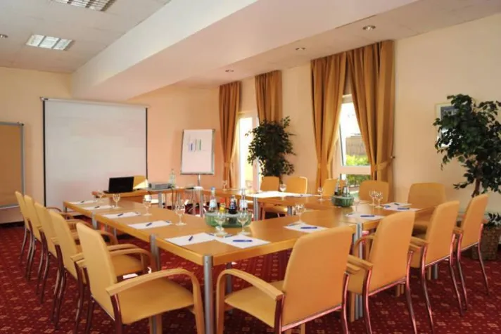 Bild: Spritzige Ideenfindung in frisch renovierten Hotels