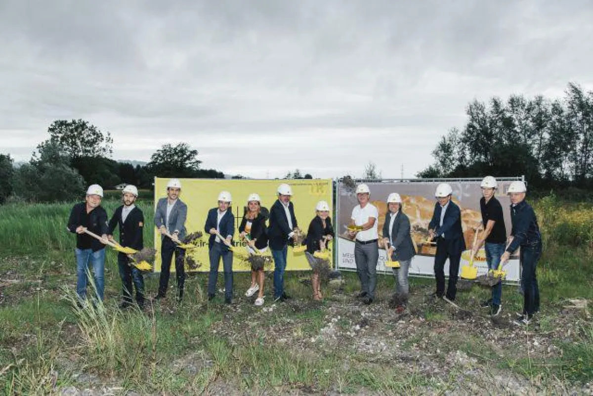 Spatenstich für den Neubau der Bäckerei Mangold in Dornbirn durch i+R; Foto Lisa Mathis
