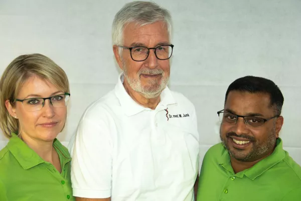 Bild: Jubiläum bei Familienpraxis Junker in Olpe – 75 Jahre Gesundheit für die Menschen in der Region