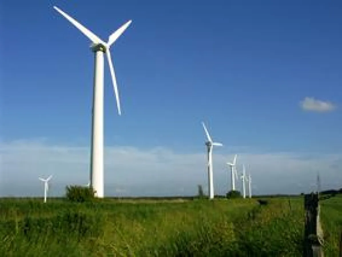 XXL-Produkte in Niedersachsen (Quelle: bithwatcher/ Photocase.com )