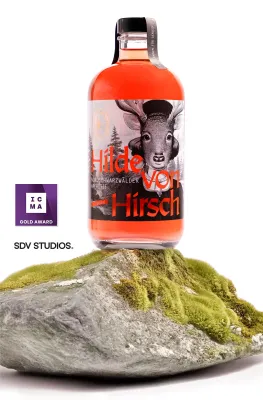 Gold für Calwer-Design: Regionaler Aperitif aus dem Schwarzwald gewinnt internationalen Gold Award Bild: Gold für Calwer-Design: Regionaler Aperitif aus dem Schwarzwald gewinnt internationalen Gold Award