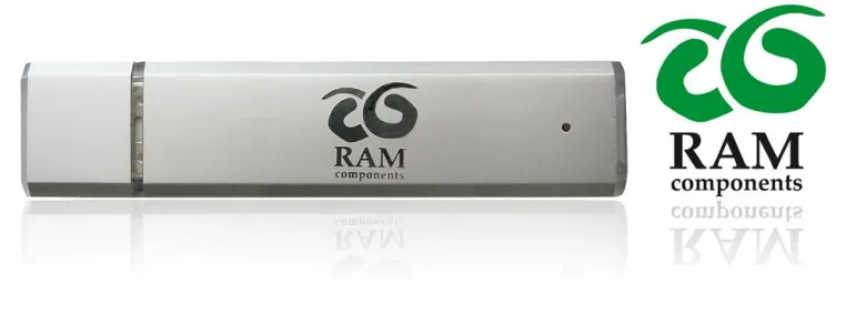Bild: 32 GB USB-Stick von K&P electronic