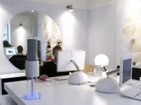 Bild: Gegen schlechte Luft und dicken Mief „Raumluftreiniger“ überdecken üble Gerüche nicht sondern vernichten sie