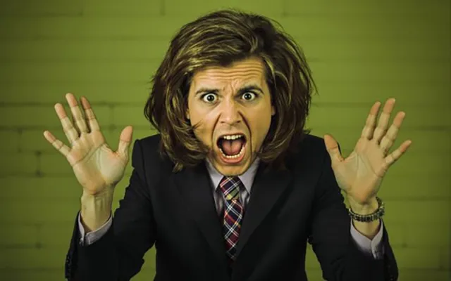 Bild: Warum der Chef schon beim ersten Satz abschaltet – Lampenfieber im Job